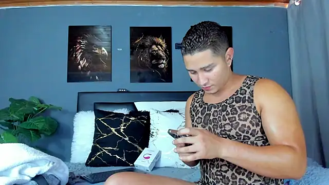 francesco evan online show from September 19, 9:26 pm