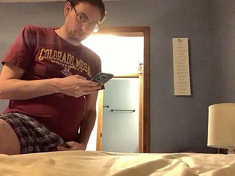 Hebrewhammers42 online show from March 19, 3:30 am