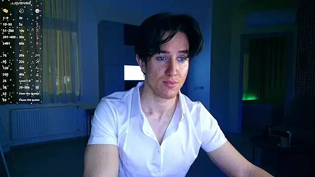 Snapshot of ChristianLevine_ chatting on May 8, 8:58 pm ChristianLevine online show from May 8, 8:58 pm