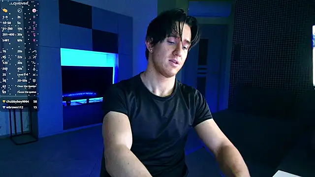 Snapshot of ChristianLevine_ chatting on May 16, 8:00 am ChristianLevine online show from May 16, 8:00 am