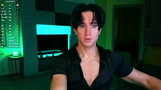 Snapshot of ChristianLevine_ chatting on May 26, 10:39 pm ChristianLevine online show from May 26, 10:39 pm