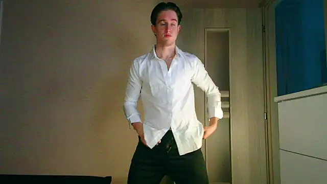 Snapshot of ChristianLevine_ chatting on July 15, 7:41 pm ChristianLevine online show from July 15, 7:41 pm