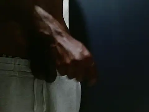 Snapshot of phbbcsham chatting on December 16, 2:47 am phbbcsham online show from December 16, 2:47 am