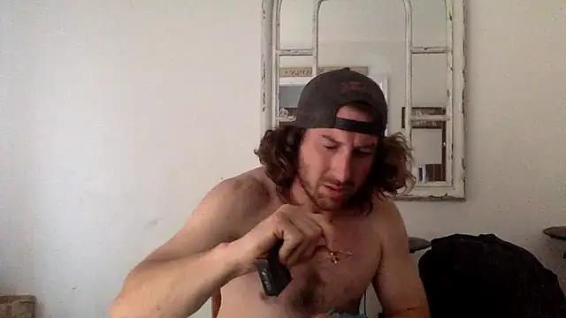 Snapshot of sirchubster chatting on May 11, 2:45 pm sirchubster online show from May 11, 2:45 pm
