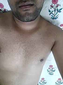 Snapshot of Vickyy_001 chatting on November 4, 4:28 pm Vickyy 001 online show from November 4, 4:28 pm