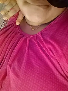 Snapshot of Horny_cougar chatting on October 13, 8:25 am Horny cougar online show from October 13, 8:25 am