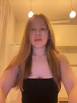 Eva Weyne online show from October 16, 7:04 pm