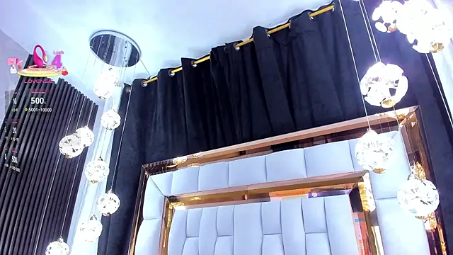 SarayRoyse online show from February 13, 7:43 pm