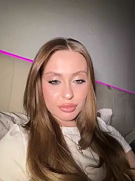 Sweet  Milly online show from April 30, 7:31 pm