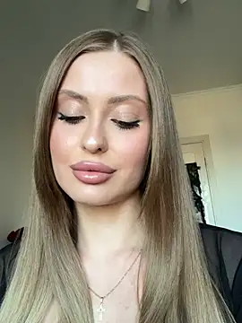 Sweet  Milly online show from May 13, 3:31 pm