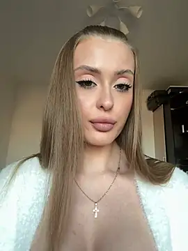 Sweet  Milly online show from June 3, 4:45 pm