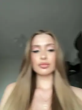 Sweet  Milly online show from June 15, 2:08 pm
