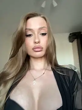 Sweet  Milly online show from June 17, 2:07 pm
