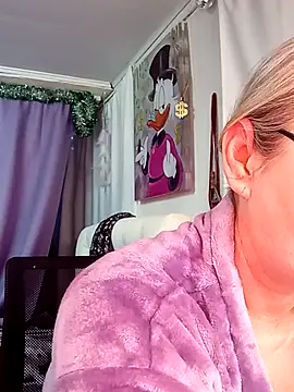 irinamaux online show from January 13, 6:08 am