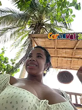 Snapshot of Brunettexio chatting on March 21, 8:08 pm Brunettexio online show from March 21, 8:08 pm