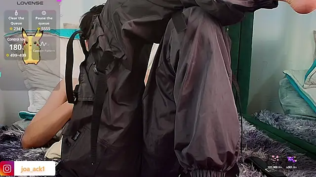 Levii Ackermann online show from February 21, 10:15 pm