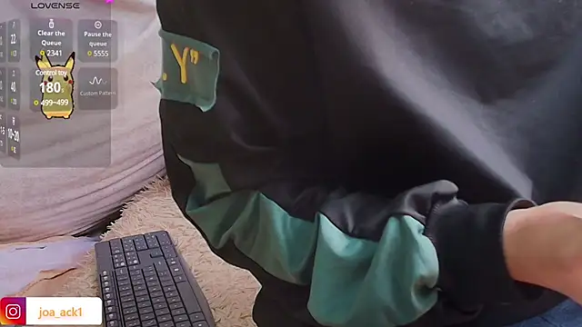 Levii Ackermann online show from February 23, 3:18 pm