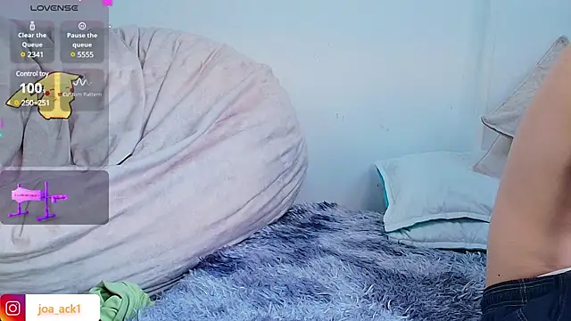 Levii Ackermann online show from March 9, 6:21 pm