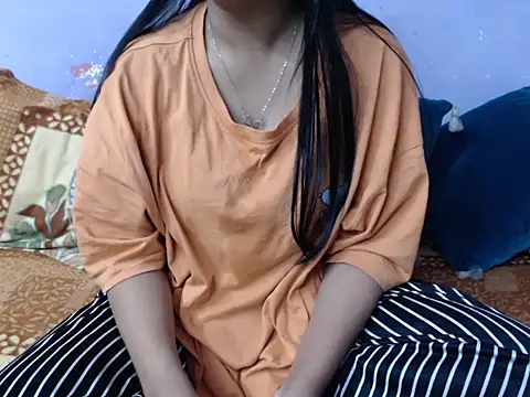 Freya nia online show from November 20, 6:35 am