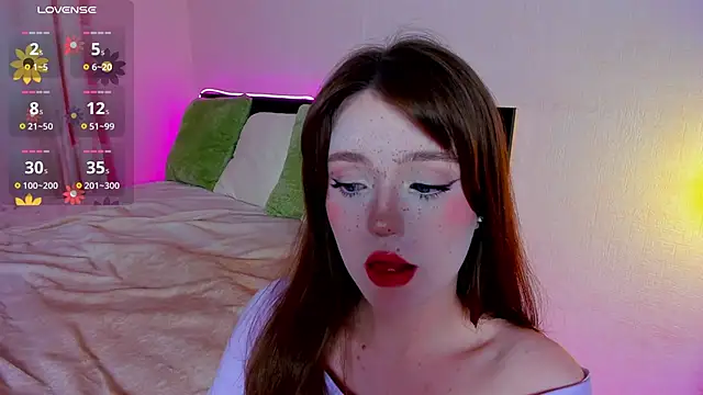 Snapshot of lexxxxxxi chatting on November 13, 6:07 pm lexxxxxxi online show from November 13, 6:07 pm