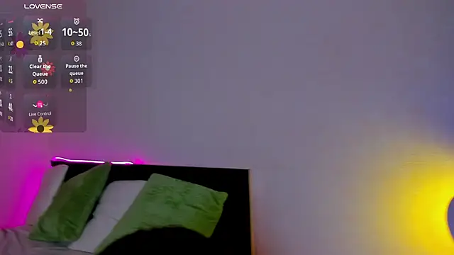 Snapshot of lexxxxxxi chatting on December 1, 6:13 pm lexxxxxxi online show from December 1, 6:13 pm