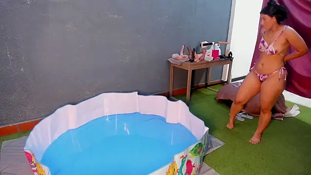 Sofi Perez  online show from July 25, 11:19 am