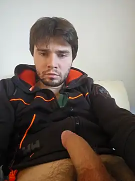 Snapshot of akat99611 chatting on January 12, 12:01 pm akat99611 online show from January 12, 12:01 pm