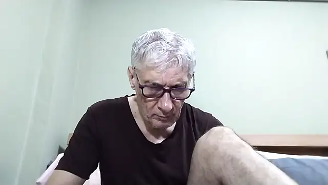 BIGUNCUTHARDCOCK online show from November 2, 1:41 am