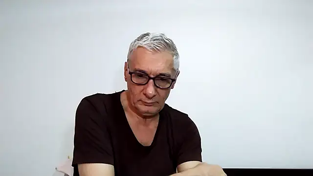 BIGUNCUTHARDCOCK online show from March 8, 1:14 am