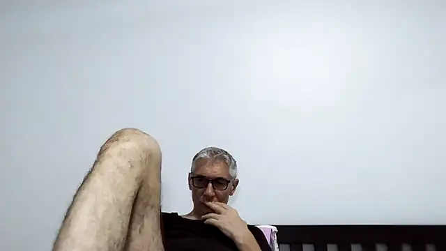 BIGUNCUTHARDCOCK online show from April 26, 1:42 pm