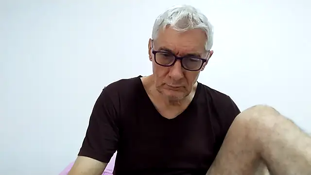 BIGUNCUTHARDCOCK online show from April 30, 12:39 am