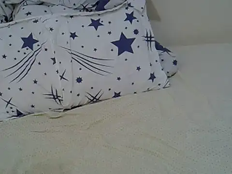 Snapshot of Giannah01 chatting on February 20, 9:44 am Giannah01 online show from February 20, 9:44 am