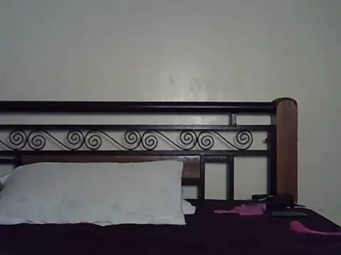 Snapshot of Giannah01 chatting on October 29, 10:22 pm Giannah01 online show from October 29, 10:22 pm