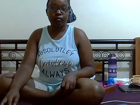 Snapshot of Giannah01 chatting on November 1, 1:18 am Giannah01 online show from November 1, 1:18 am