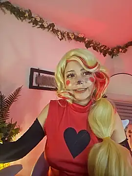 Snapshot of loIijanne chatting on February 14, 1:45 am loIijanne online show from February 14, 1:45 am