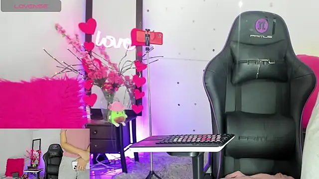 peachcam1 online show from February 13, 6:59 pm