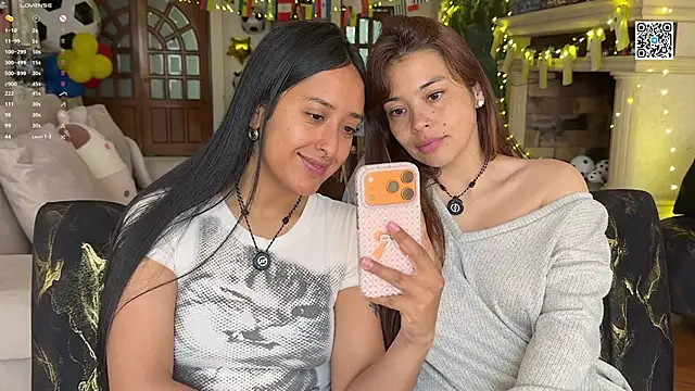 2SummerLove1 online show from June 28, 2:34 pm