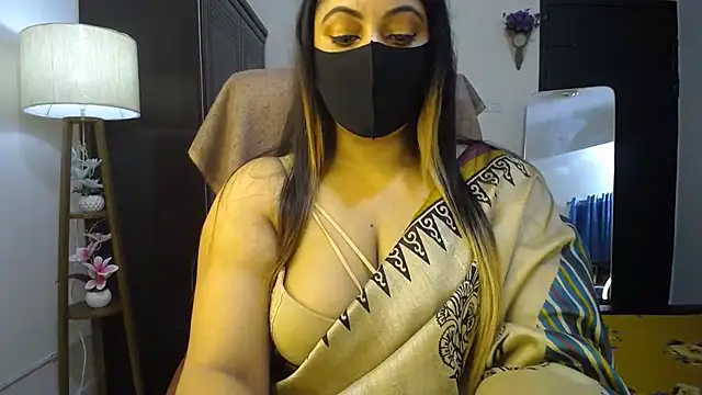 Snapshot of SohanaSabaSexy chatting on June 28, 5:19 pm SohanaSabaSexy online show from June 28, 5:19 pm