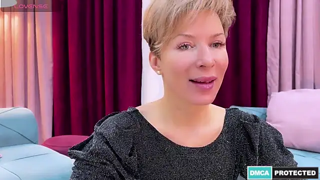 UrGoddessJenny online show from January 2, 3:19 pm