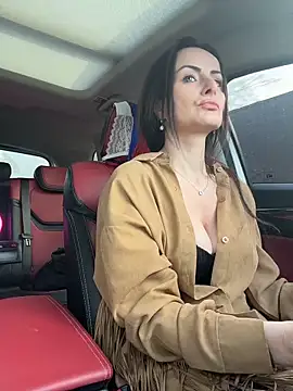 Snapshot of _AHHA_ chatting on October 30, 8:16 am AHHA online show from October 30, 8:16 am