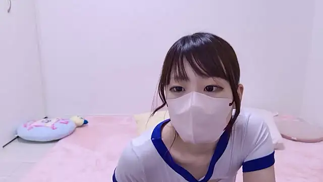 hi---chan- online show from December 2, 2:23 pm