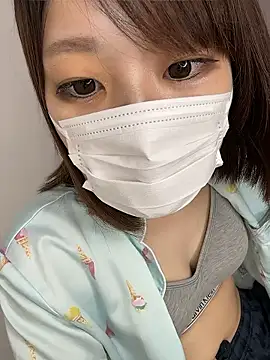 hi---chan- online show from June 29, 12:49 pm
