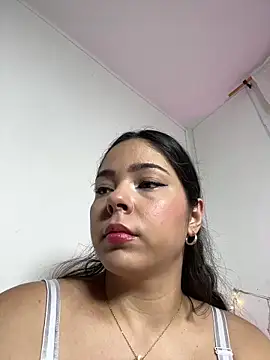 daarklover online show from March 16, 3:01 am