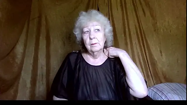 Snapshot of _Estelitta_5 chatting on May 26, 10:33 am Estelitta 5 online show from May 26, 10:33 am