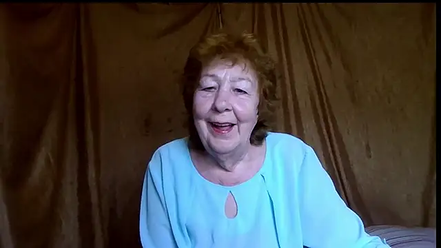 Snapshot of _Estelitta_5 chatting on June 21, 11:02 am Estelitta 5 online show from June 21, 11:02 am