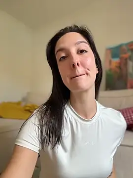 Snapshot of _Juliette chatting on May 19, 1:39 pm Juliette online show from May 19, 1:39 pm