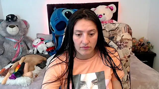 Lorenahot 06 online show from November 7, 6:52 pm