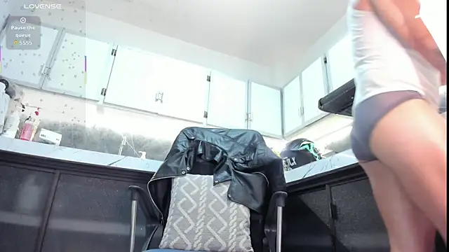 lean arcos online show from December 20, 1:29 pm