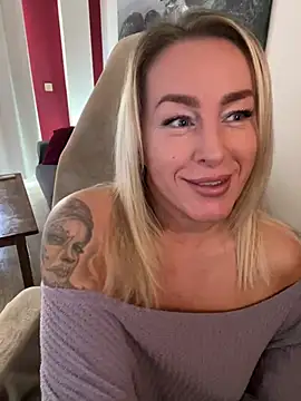 Snapshot of ChristyAdair chatting on January 10, 2:55 pm ChristyAdair online show from January 10, 2:55 pm