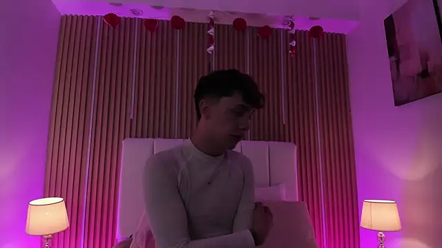 Tomy Rox online show from February 28, 7:48 pm